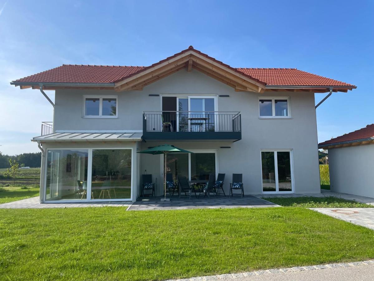 Neubau Gruener Wolpertinger Designwhg 106Qm Barrierefrei Apartment Breitbrunn am Chiemsee Bagian luar foto